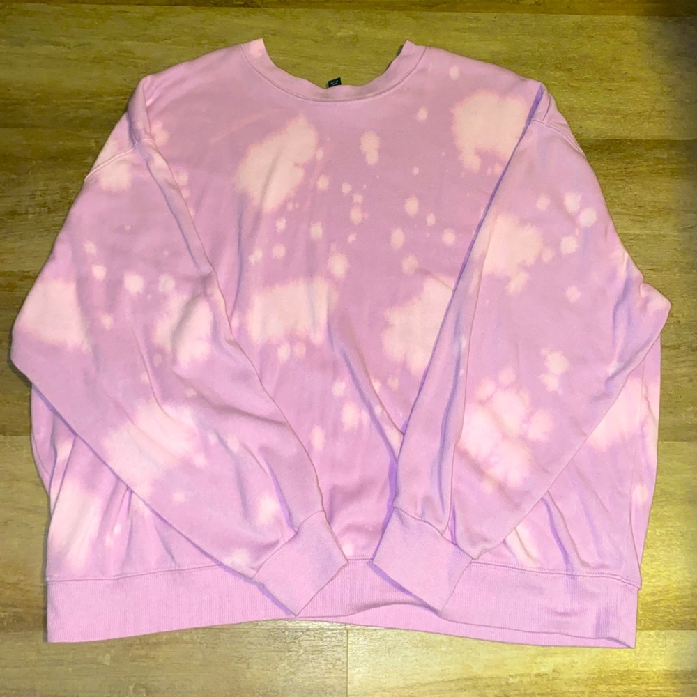 Wild Fable Pink Acid Washed Crew